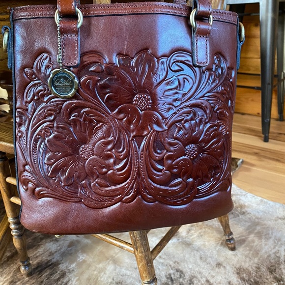 Patricia Nash Anniversary Edition Tooled Leather Handbag - Picture 2 of 10